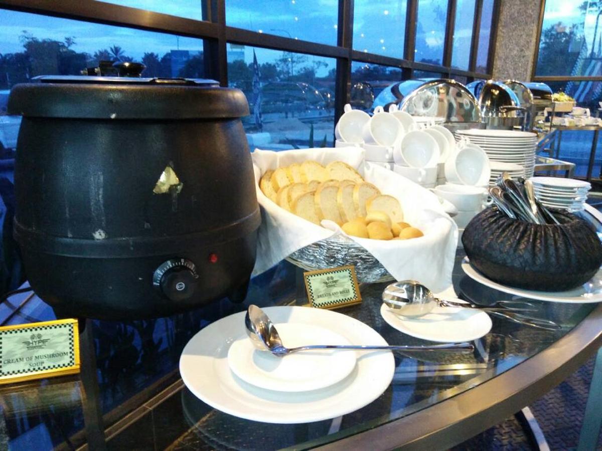 尼莱瑞士贝尔快捷酒店 汝来 外观 照片